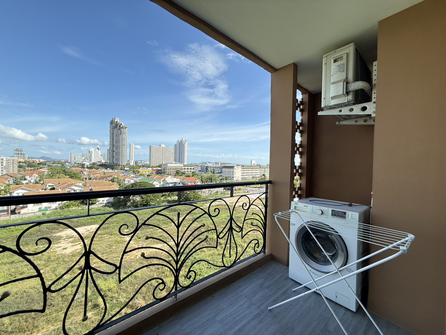 Nice Price Condo 2 Bed, 2 Bath 73 SQM. @ Atlantis Condo
