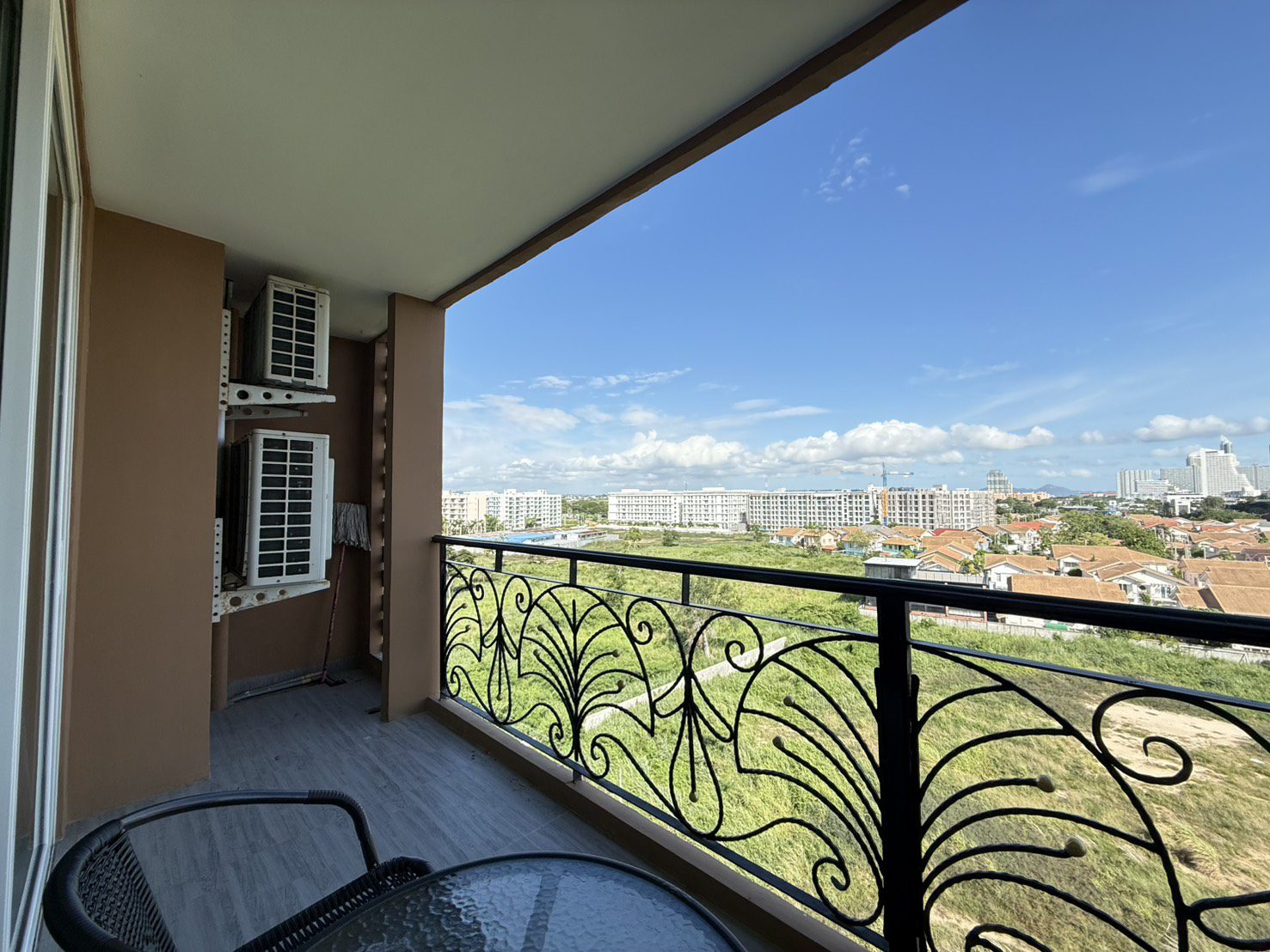 Nice Price Condo 2 Bed, 2 Bath 73 SQM. @ Atlantis Condo