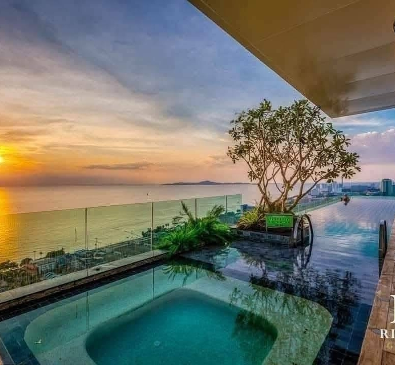 For Rent : Riviera Jomtien Condo @ Jomtien Second Rd.