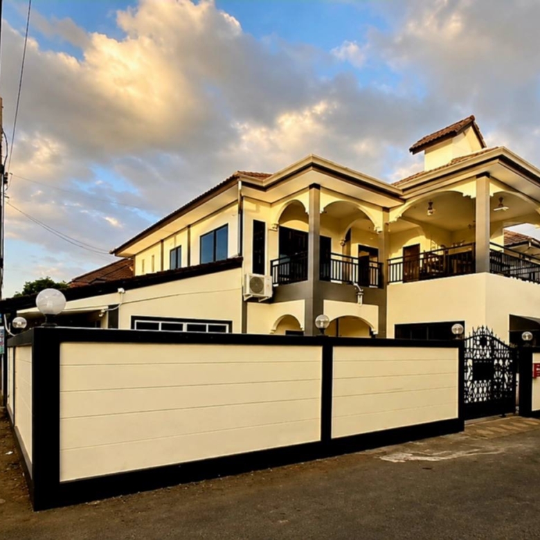 For Sale : Pool villa for sale with tenant @ Soi Noen Phlap Wan