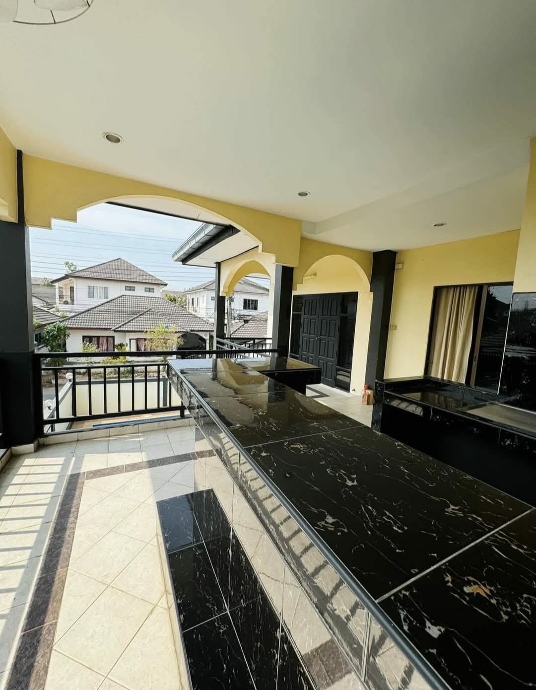 For Sale : Pool villa for sale with tenant @ Soi Noen Phlap Wan