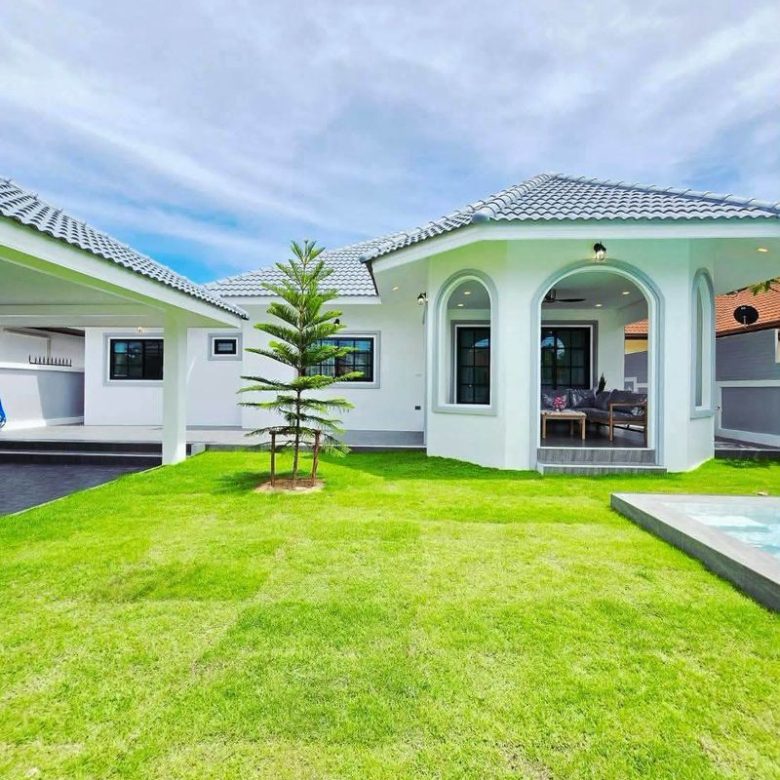 Newly Renovated Pool Villa 4 Bed, 4 Bath 122 SQW. @ Mabprachan Village