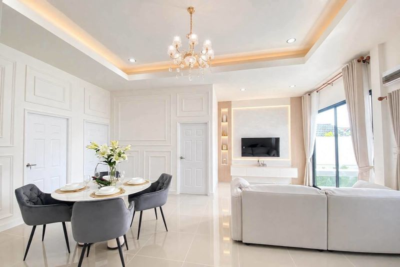 Detached house 3 Bed, 2 Bath 60 SQW.@ Paradise Hill 2 Village