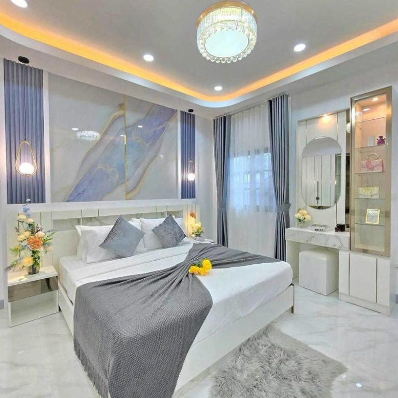 Newly Renovated Pool Villa 4 Bed, 4 Bath 122 SQW. @ Mabprachan Village