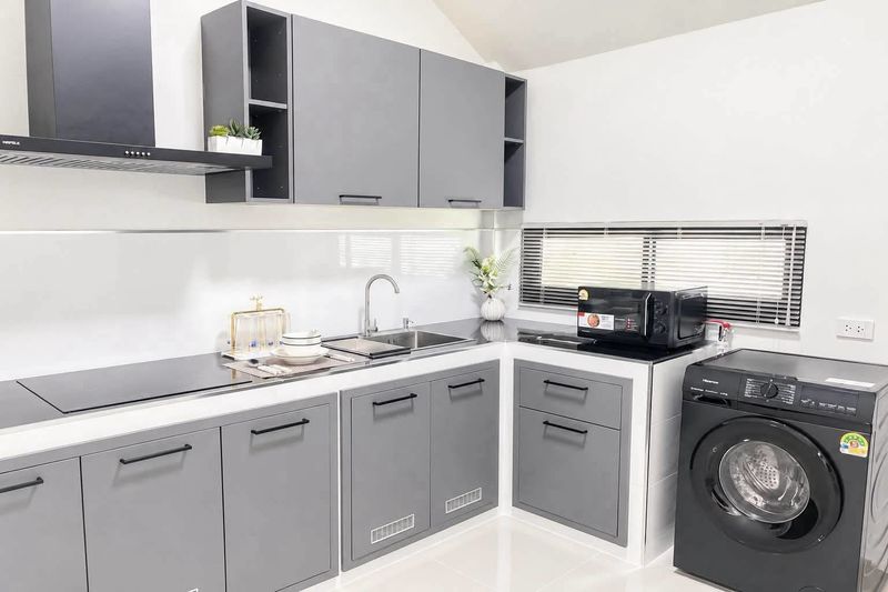 Detached house 3 Bed, 2 Bath 60 SQW.@ Paradise Hill 2 Village