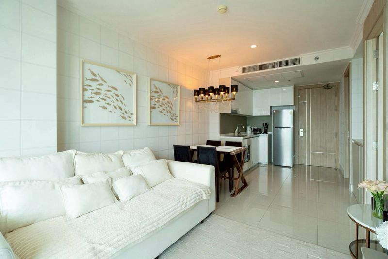 คอนโดวิวทะเลพาโนรามา 1 ห้องนอน 1 ห้องน้ำ 47 ตร.ม. @ Riviera Jomtien