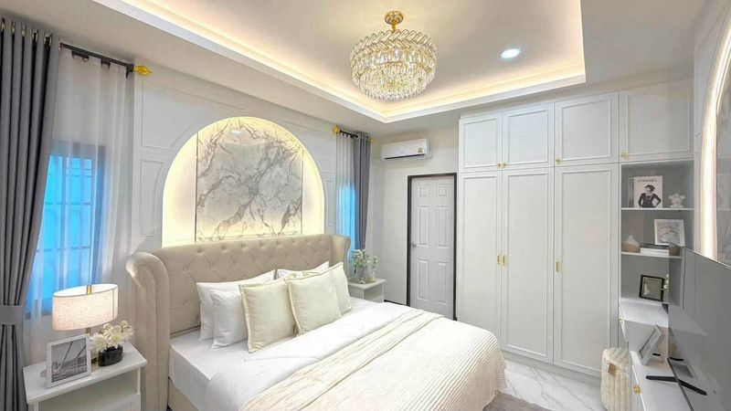 Perfect Location Pool Villa 3 Bed, 3 Bath 61 SQW.@ Ekmongkol 3 Village