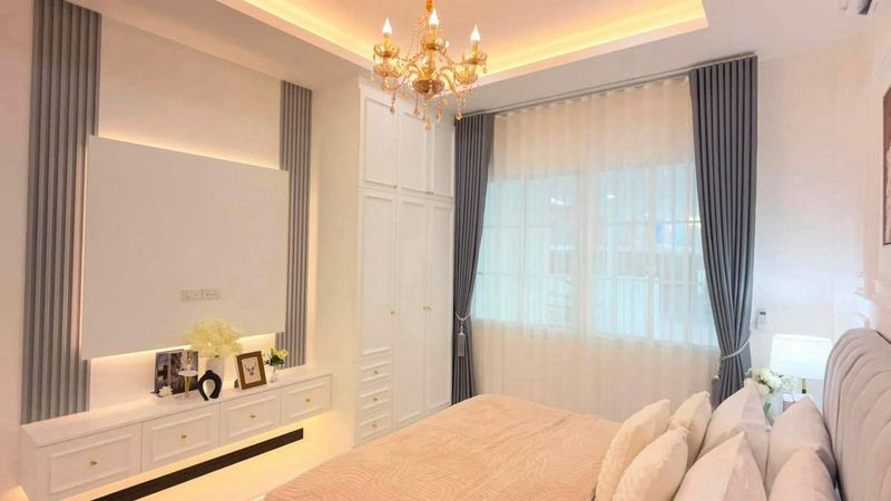 Great Location Single House 3 Bed, 2 Bath 50 SQW.@ Khao Taloo Soi 8