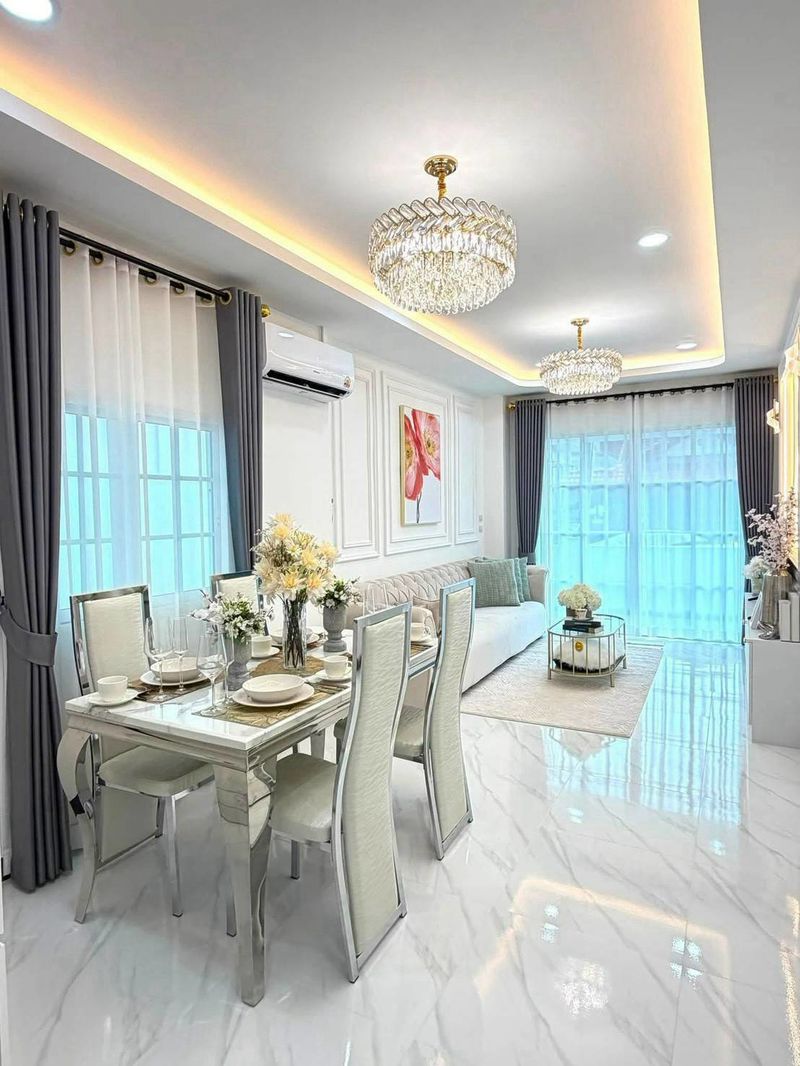 Newly built detached house 3 Bed, 3 Bath 42 SQW.@ Rattanagorn Village 5