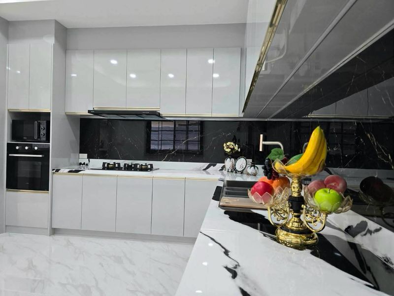 Newly Renovated Pool Villa 4 Bed, 4 Bath 122 SQW. @ Mabprachan Village
