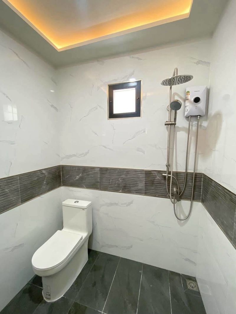 Detached house 3 Bed, 2 Bath 60 SQW.@ Paradise Hill 2 Village