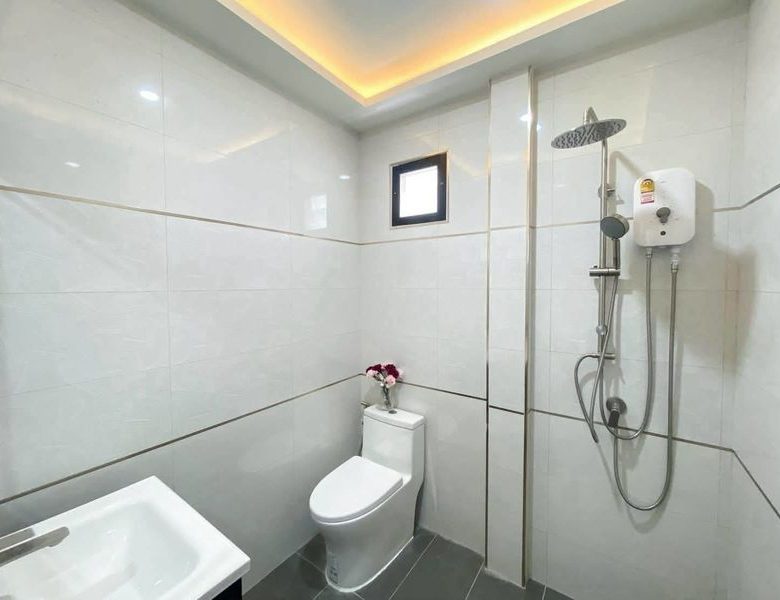 Detached house 3 Bed, 2 Bath 60 SQW.@ Paradise Hill 2 Village