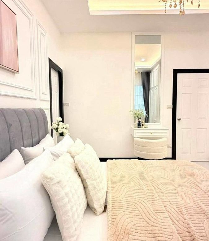 Great Location Single House 3 Bed, 2 Bath 50 SQW.@ Khao Taloo Soi 8