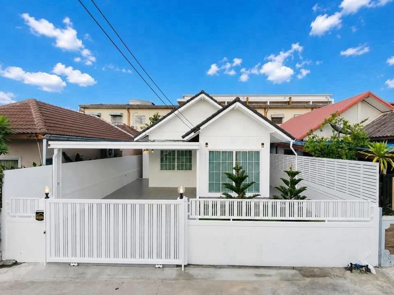 m800x1200 Great Location Single House 3 Bed, 2 Bath 50 SQW.@ Khao Taloo Soi 8