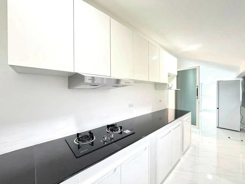 Newly built detached house 3 Bed, 3 Bath 42 SQW.@ Rattanagorn Village 5