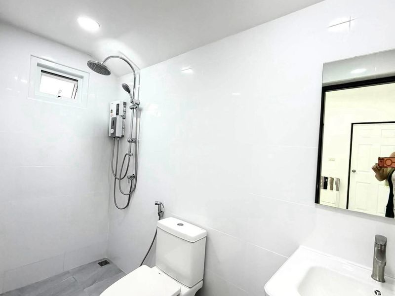 Newly built detached house 3 Bed, 3 Bath 42 SQW.@ Rattanagorn Village 5