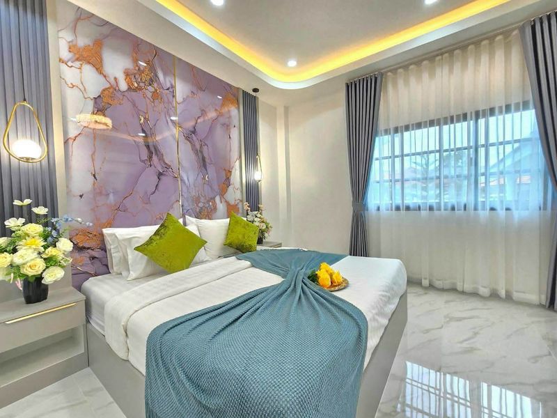 Newly Renovated Pool Villa 4 Bed, 4 Bath 122 SQW. @ Mabprachan Village