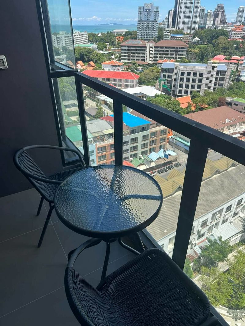 Nice Located Condo 1 Bed, 1 Bath 35 SQM. @ The Panora Pattaya, Pratumnak