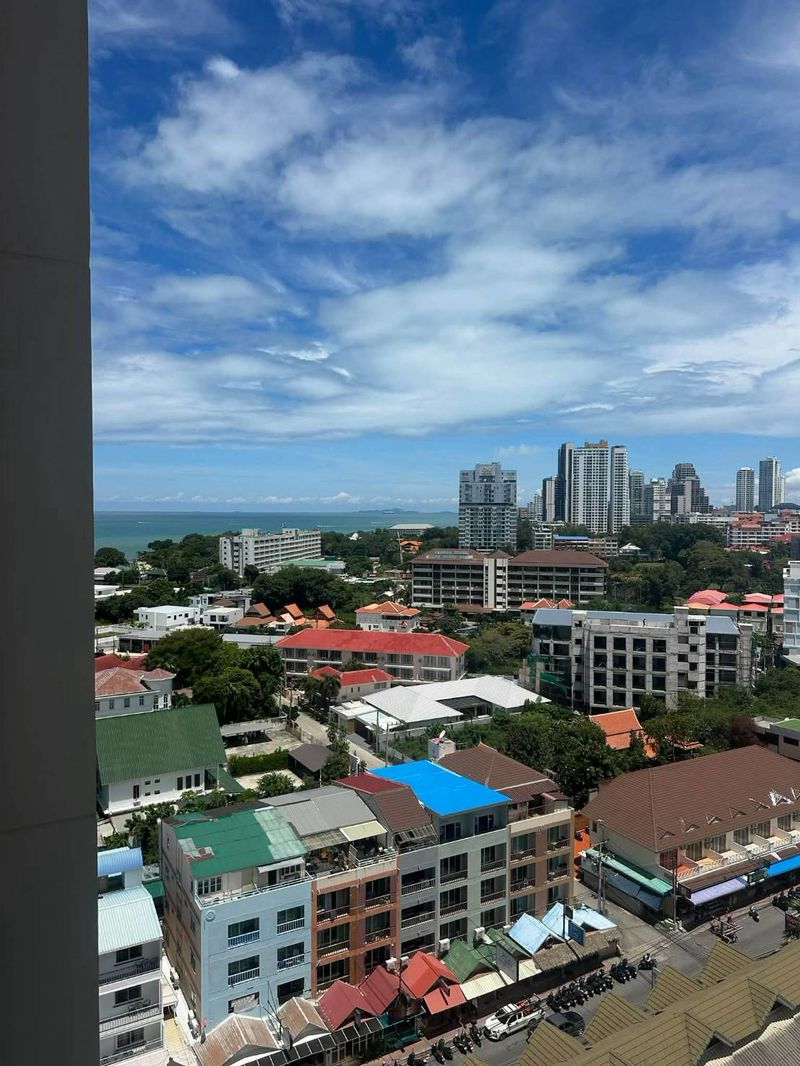 Nice Located Condo 1 Bed, 1 Bath 35 SQM. @ The Panora Pattaya, Pratumnak
