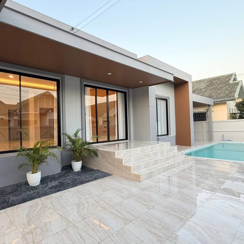 For sale : Best Price! 11.5M Baht, Spacious House with Private Pool