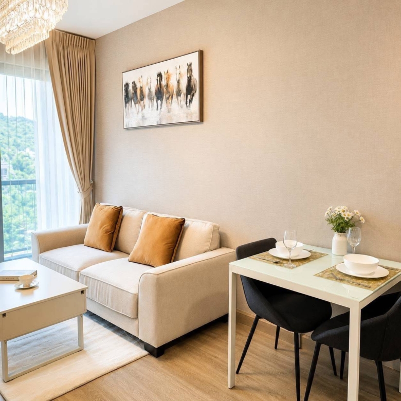 На продажу: кондоминиум на холме Пратамнак с видом на горы @ UNIXX CONDO