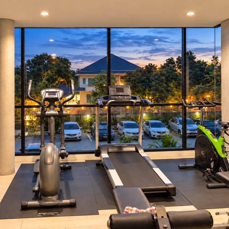 For Sale : Luxury-decorated condonear the railway @ Naklua