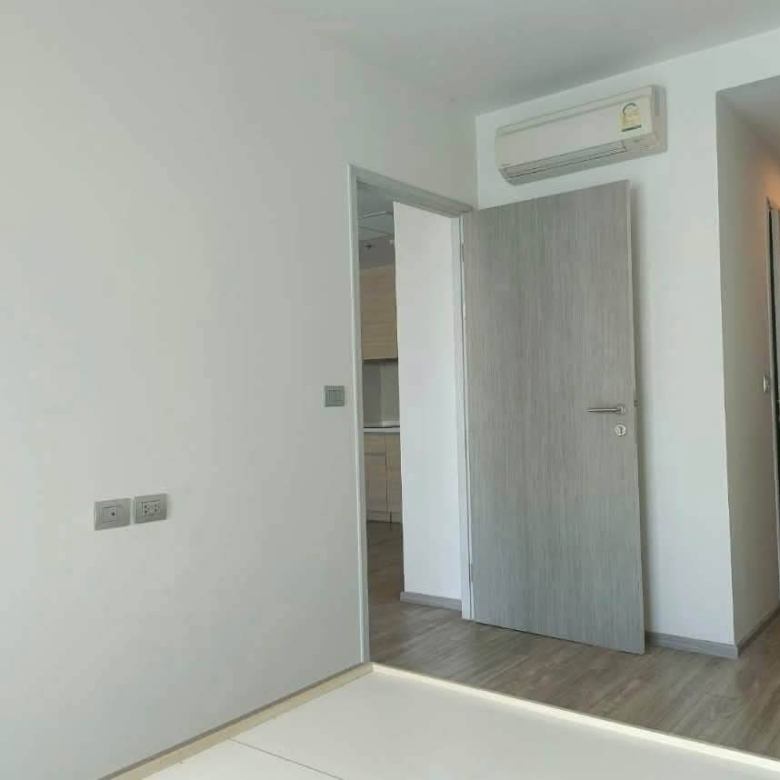 Urgent sale: Condo 100 meters from Jomtien Beach @ AERAS CONDO