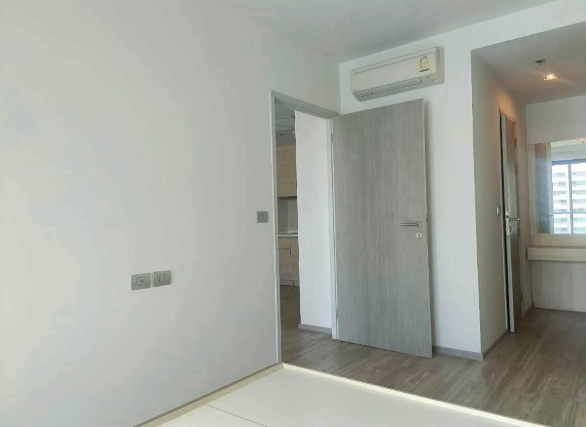 Urgent sale: Condo 100 meters from Jomtien Beach @ AERAS CONDO