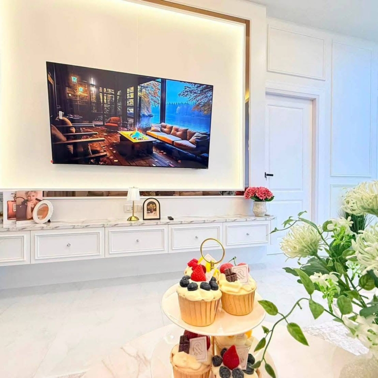 For Sale : Single-story detached house Modern Classic style with airy, high ceilings @ Soi Siam