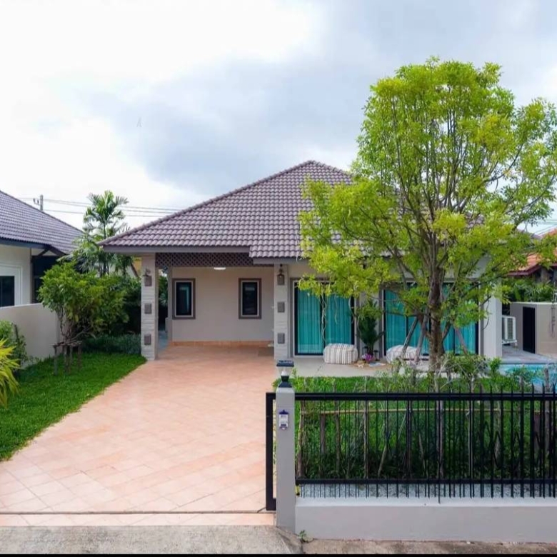 For Sale : READY-TO-MOVE-IN PRIVATE POOL VILLA