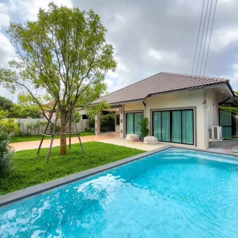 For Sale : READY-TO-MOVE-IN PRIVATE POOL VILLA