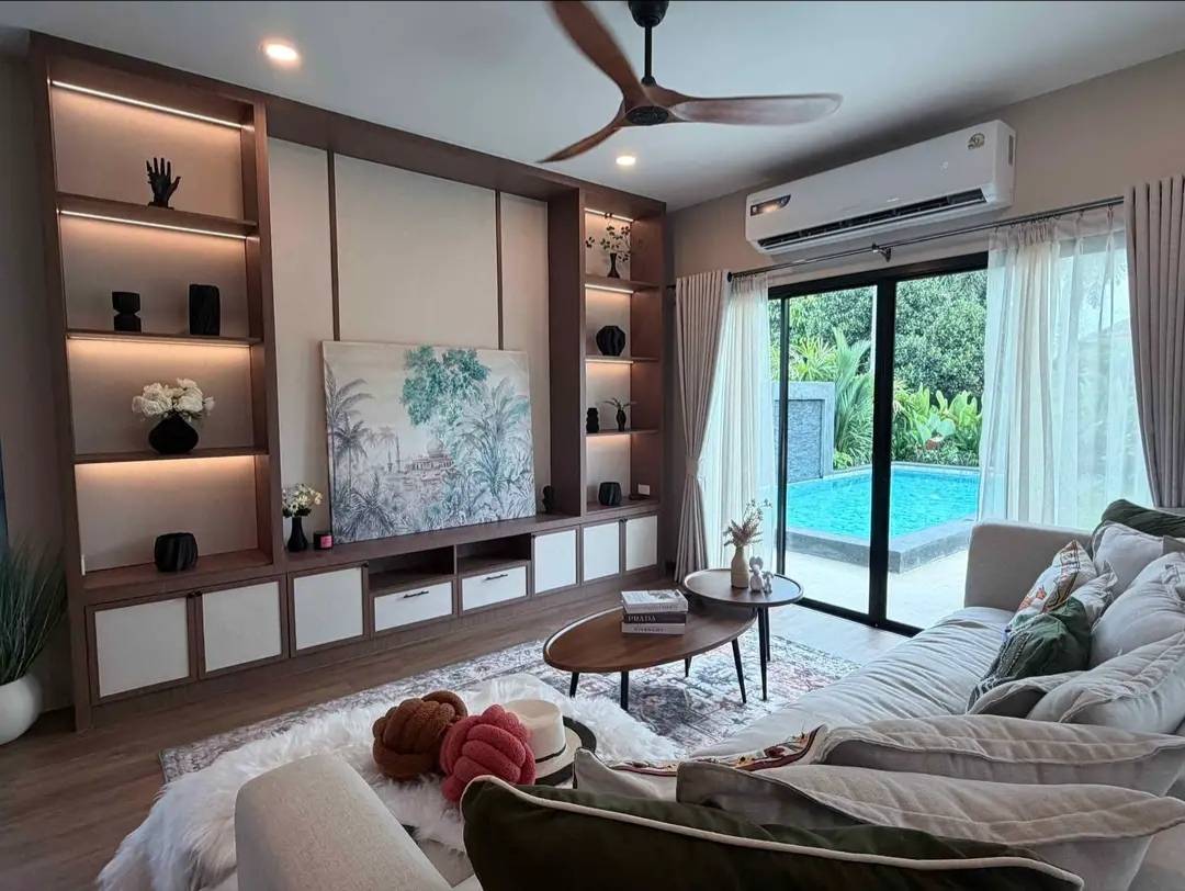 For Sale : READY-TO-MOVE-IN PRIVATE POOL VILLA