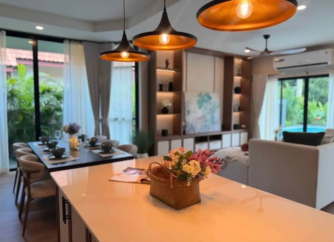 For Sale : READY-TO-MOVE-IN PRIVATE POOL VILLA