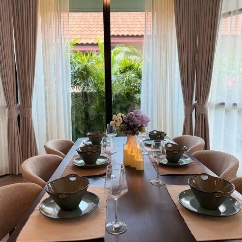 For Sale : READY-TO-MOVE-IN PRIVATE POOL VILLA