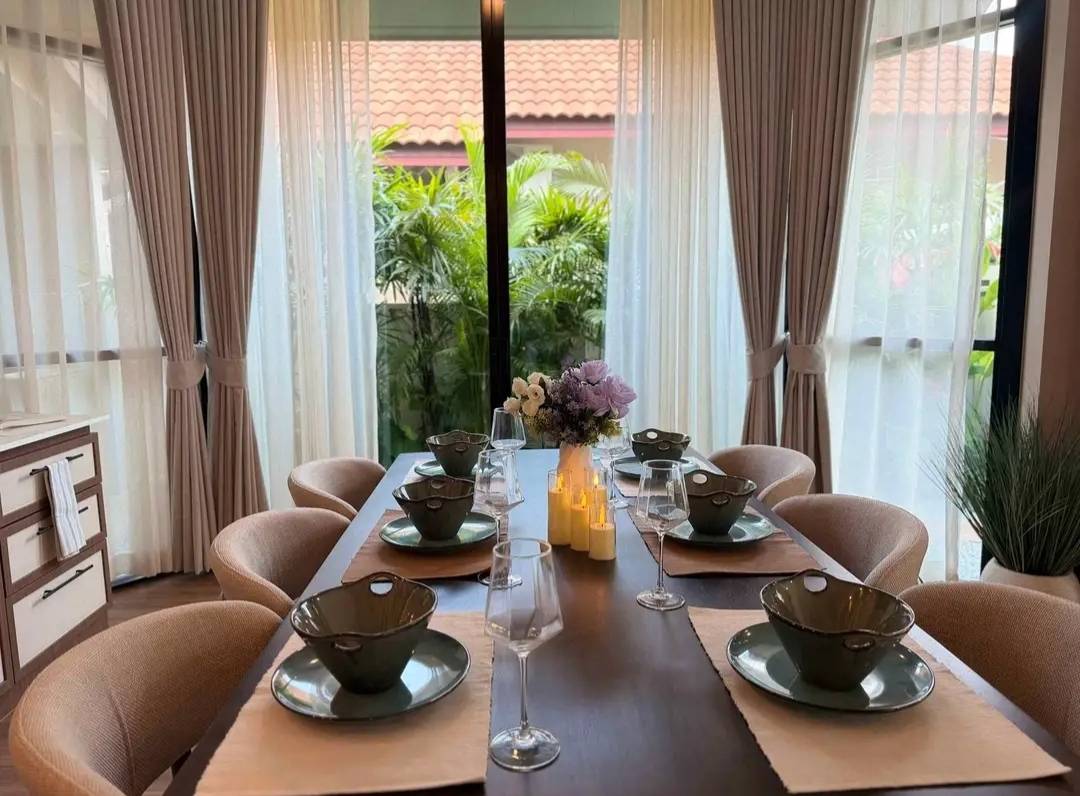 For Sale : READY-TO-MOVE-IN PRIVATE POOL VILLA