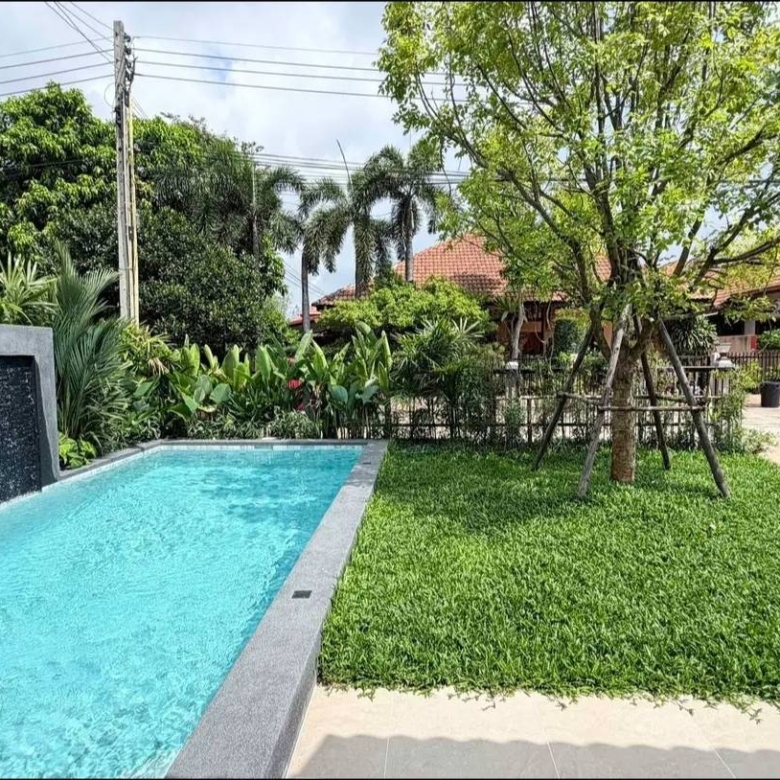For Sale : READY-TO-MOVE-IN PRIVATE POOL VILLA