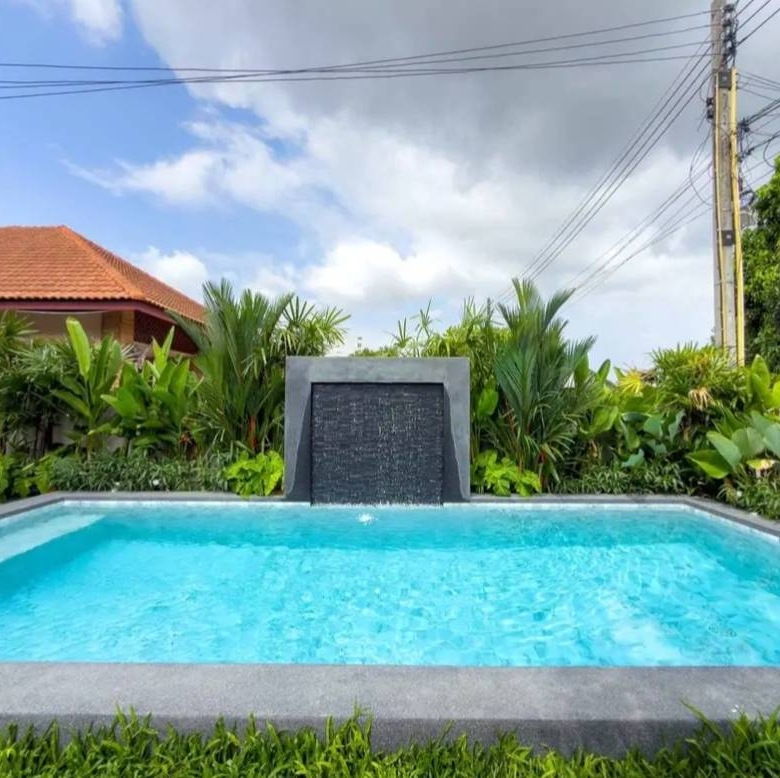 For Sale : READY-TO-MOVE-IN PRIVATE POOL VILLA