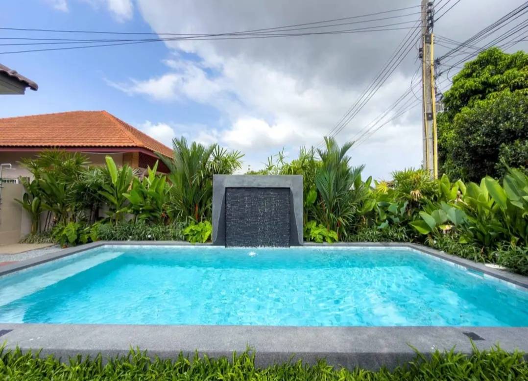 For Sale : READY-TO-MOVE-IN PRIVATE POOL VILLA