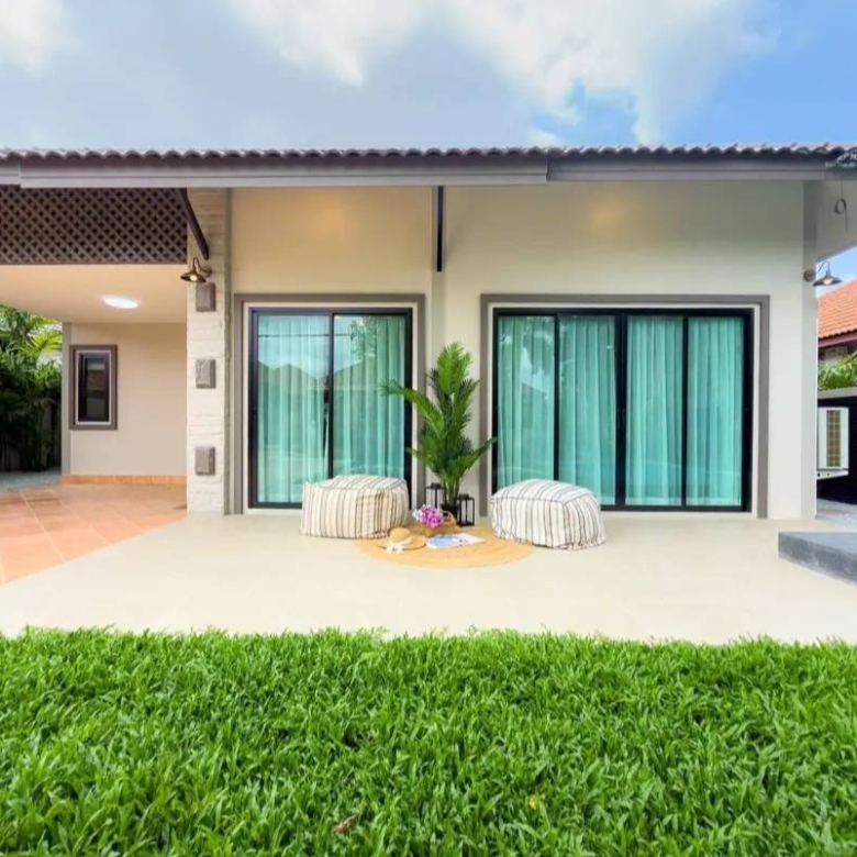 For Sale : READY-TO-MOVE-IN PRIVATE POOL VILLA