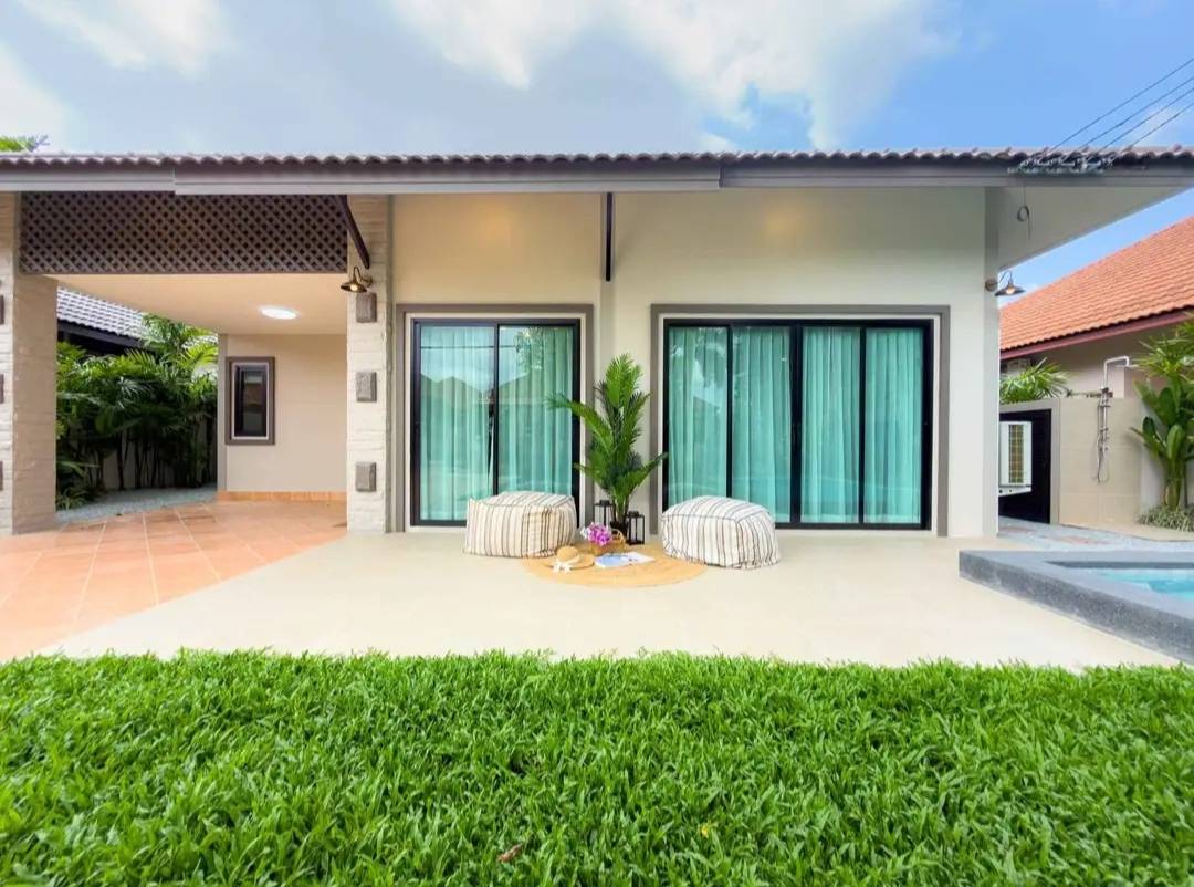 For Sale : READY-TO-MOVE-IN PRIVATE POOL VILLA