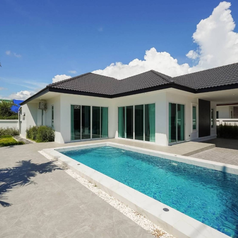 For sale: Corner Single-Detached House with Private Swimming Pool