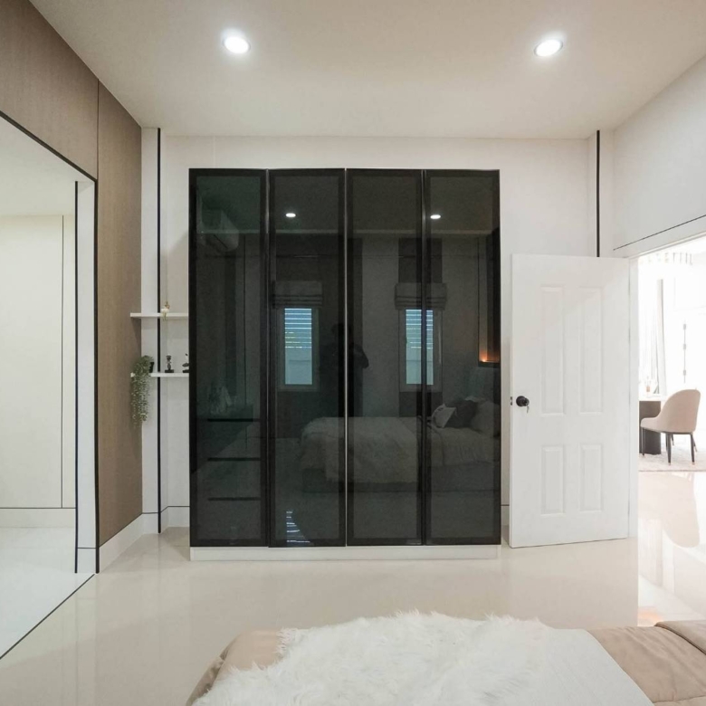 For sale: Corner Single-Detached House with Private Swimming Pool