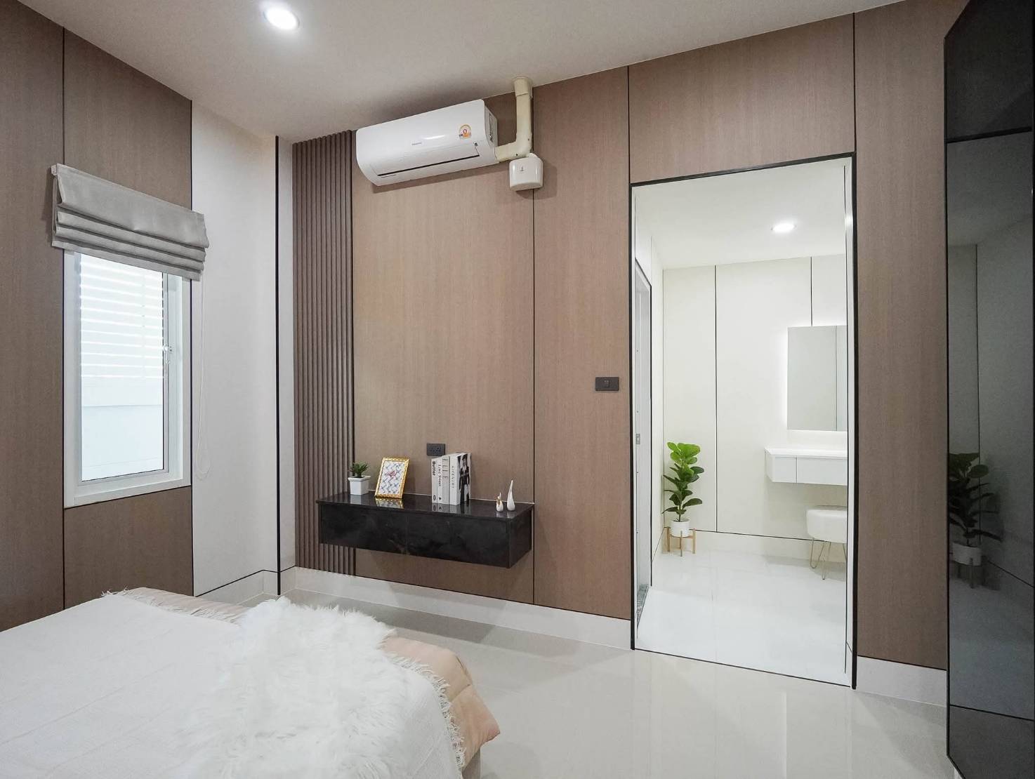 For sale: Corner Single-Detached House with Private Swimming Pool