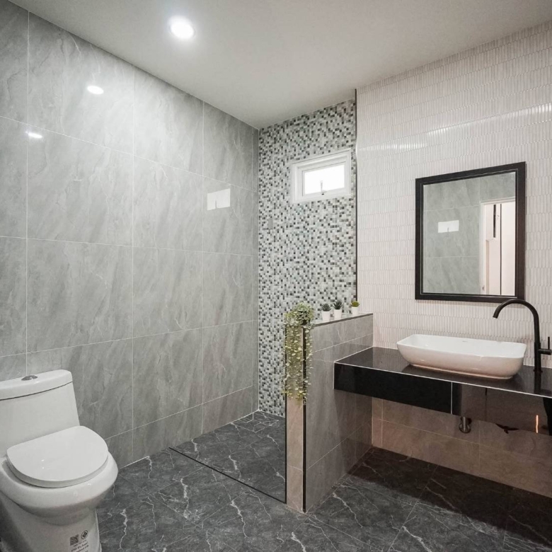 For sale: Corner Single-Detached House with Private Swimming Pool