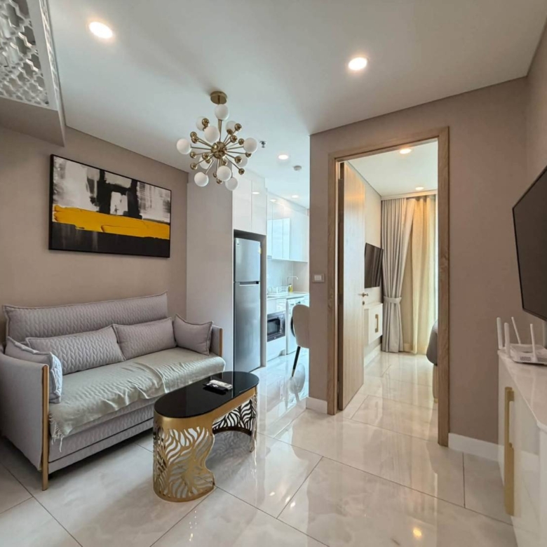 For sale: High Floor, Stunning Sea View, Fully Furnished