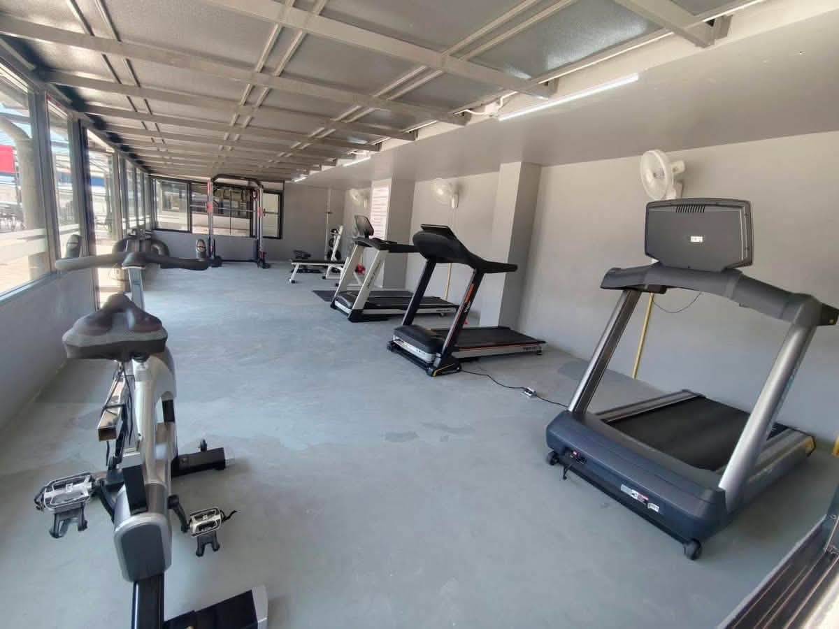For sale : Great Value! Modern 1 Bed with Pool View & Appliances