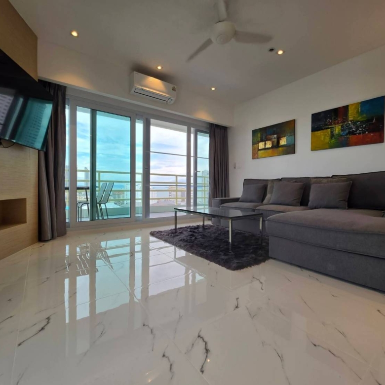 For Rent : Huge Space 143 Sq.m., High Floor (17th), Stunning Sea View