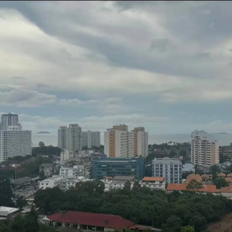 For sale : High Floor (18th), Stunning Sea View & Fully Furnished