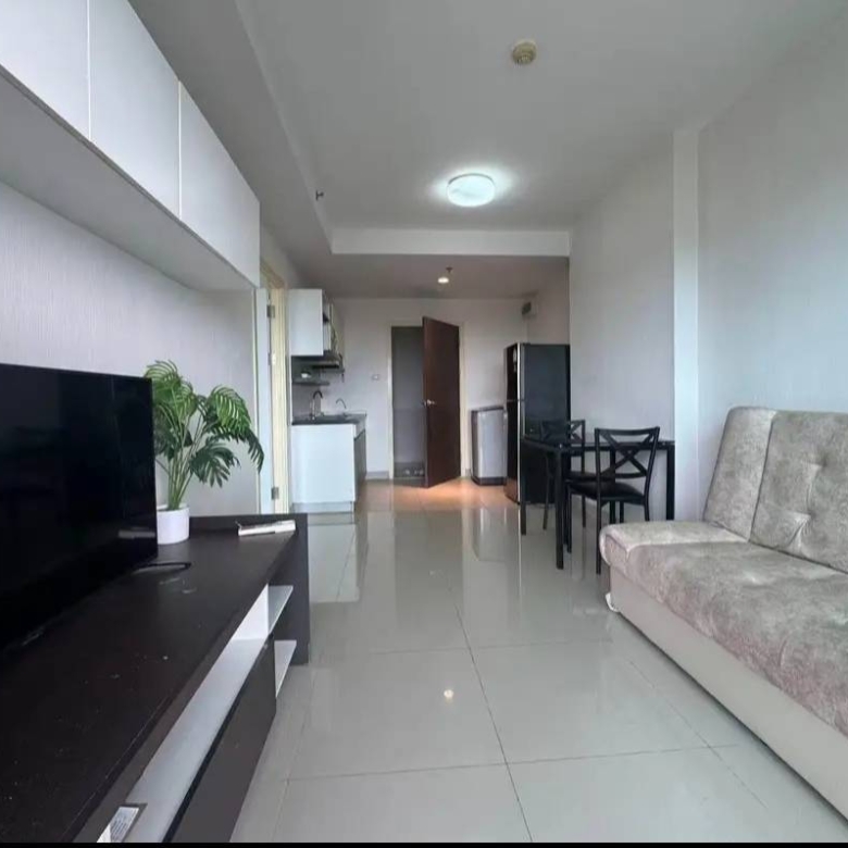 For sale : High Floor (18th), Stunning Sea View & Fully Furnished
