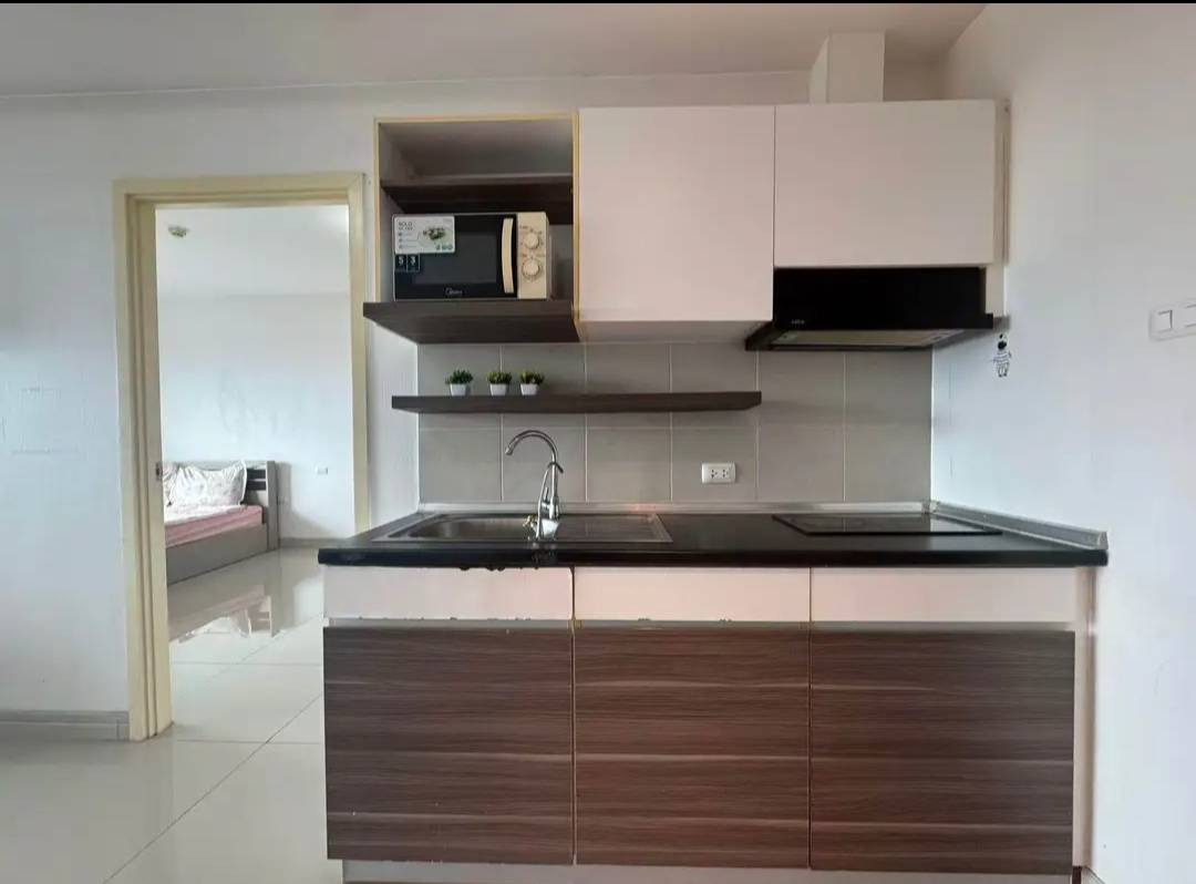 For sale : High Floor (18th), Stunning Sea View & Fully Furnished